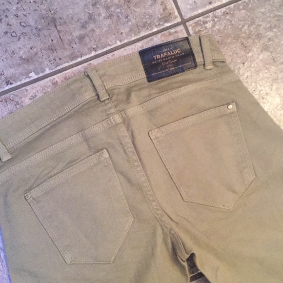 Zara Skinny Jeans - Picture 2 of 7